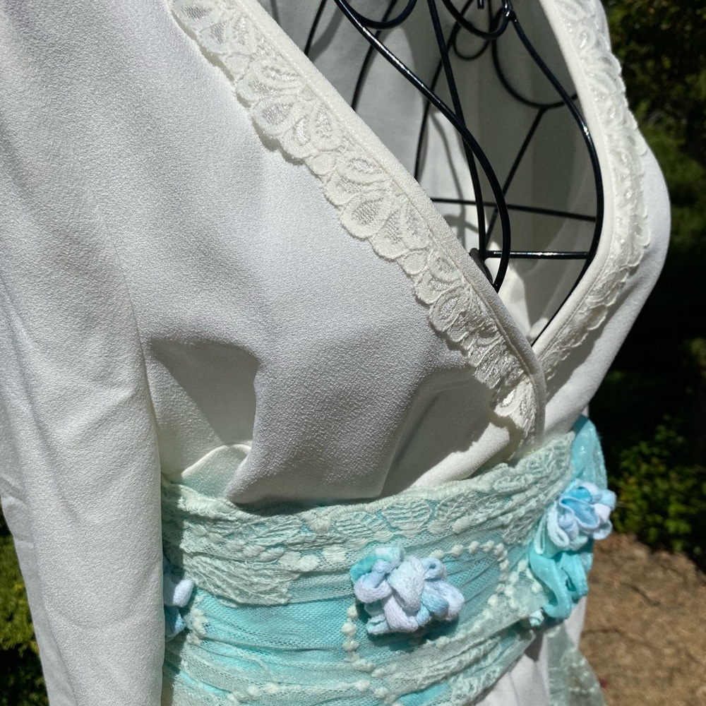 Kreativekristen Artisan turquoise embellished lace cumbetbun Belt - Picture 3 of 12